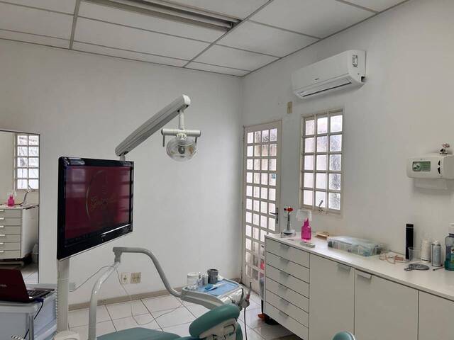 Sobrado para Venda em Sorocaba - 2