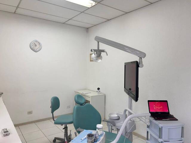 Sobrado para Venda em Sorocaba - 3