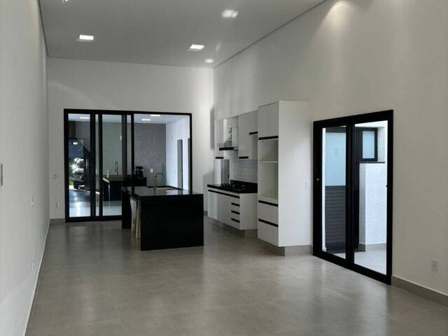 Casa para Venda em Sorocaba - 3