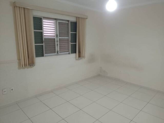 Sobrado para Venda em Sorocaba - 4