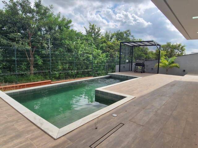 Sobrado para Venda em Sorocaba - 2